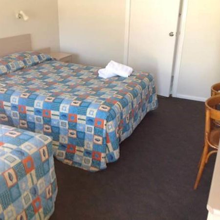 Gundagai Gabriel Motor Inn Rum bild